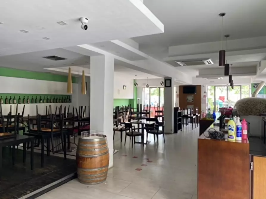 Immagine 6 di Negozio in vendita  in VIA DELLA VILLA NUOVA a Firenze