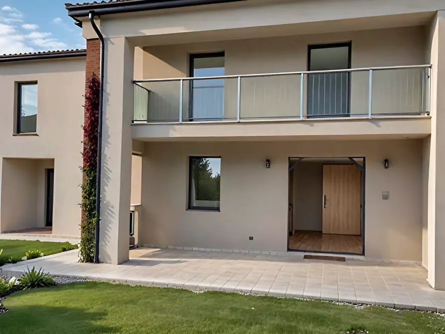 Immagine 1 di Casa bifamiliare in vendita  in Via Rustega a Camposampiero