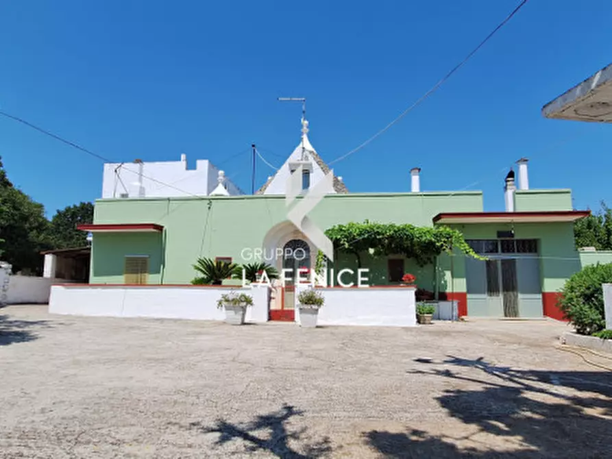 Immagine 4 di Rustico / casale in vendita  in strada Miceli a Locorotondo