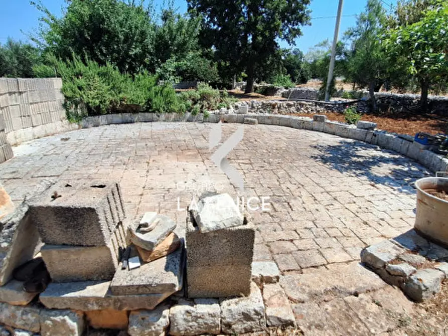 Immagine 10 di Rustico / casale in vendita  in strada Miceli a Locorotondo