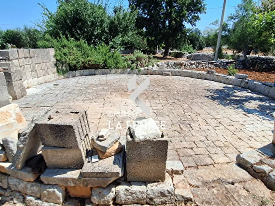 Immagine 11 di Rustico / casale in vendita  in strada Miceli a Locorotondo