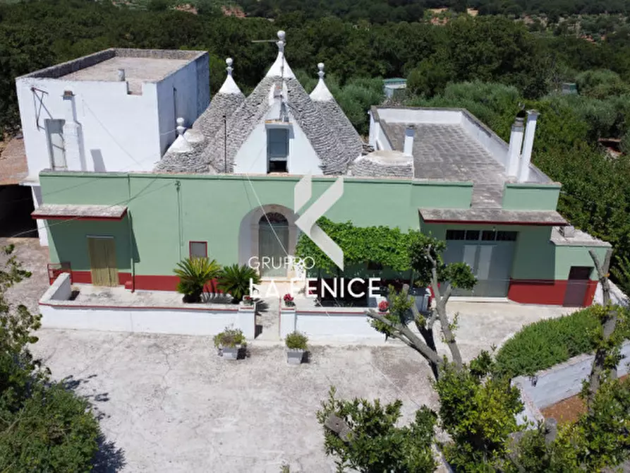 Immagine 31 di Rustico / casale in vendita  in strada Miceli a Locorotondo