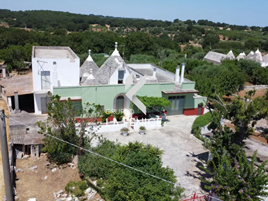 Immagine 34 di Rustico / casale in vendita  in strada Miceli a Locorotondo