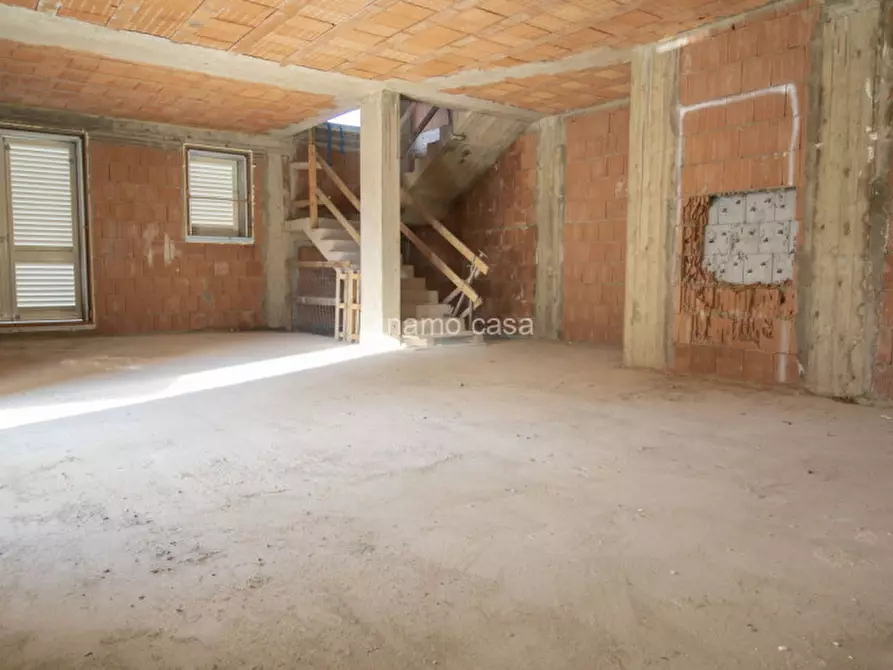 Immagine 6 di Villa in vendita  a Montale