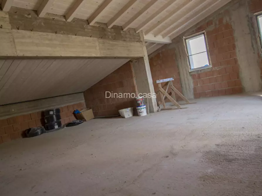 Immagine 7 di Villa in vendita  a Montale