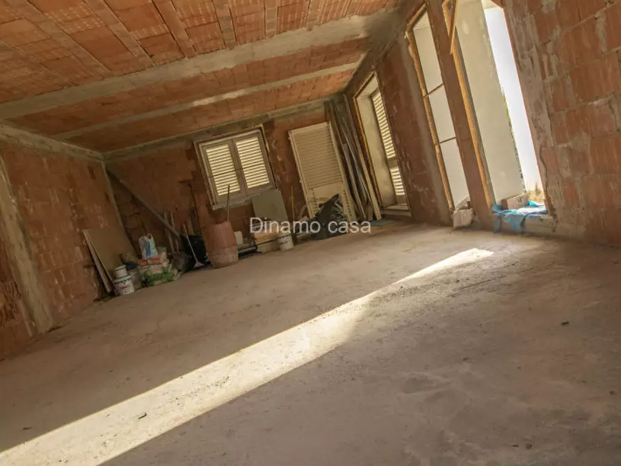 Immagine 11 di Villa in vendita  a Montale