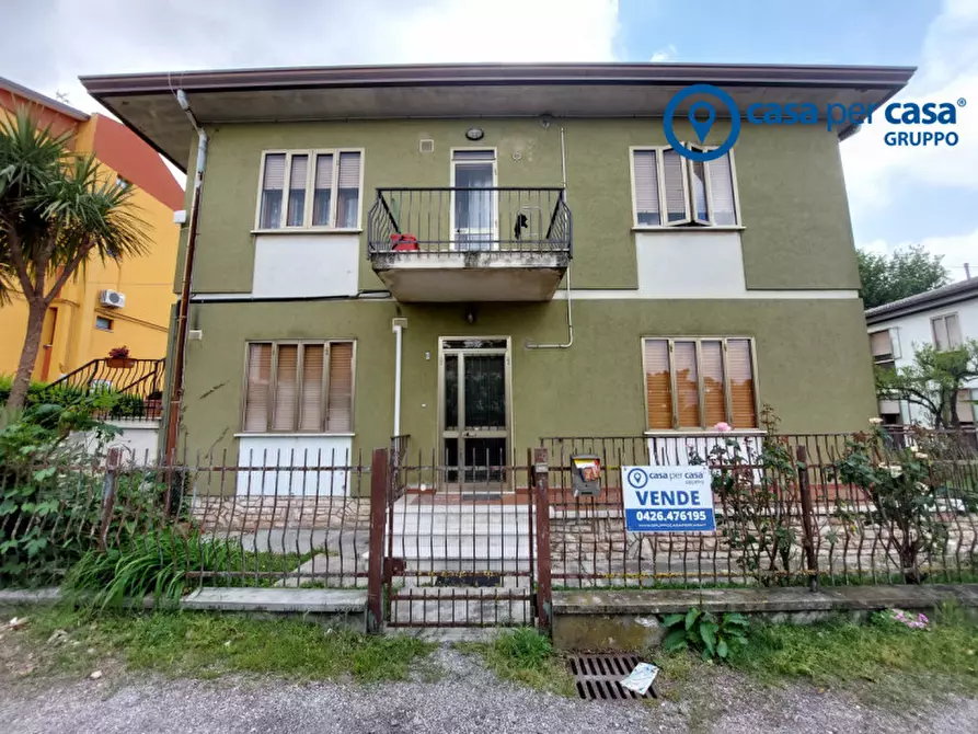 Immagine 1 di Appartamento in vendita  in Adria, Viale Risorgimento a Adria