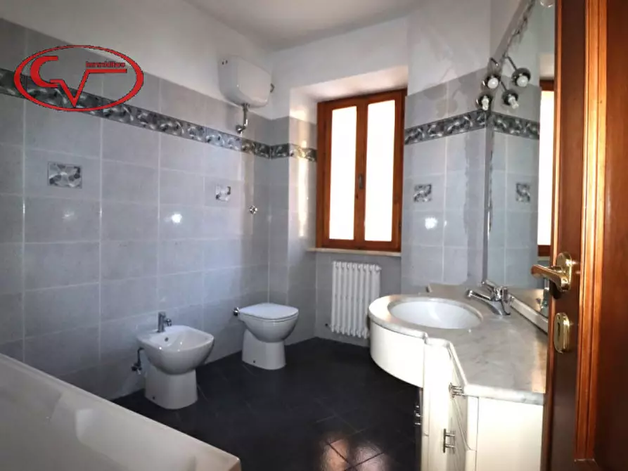 Immagine 30 di Villetta a schiera in vendita  in piazza del comune a Laterina Pergine Valdarno