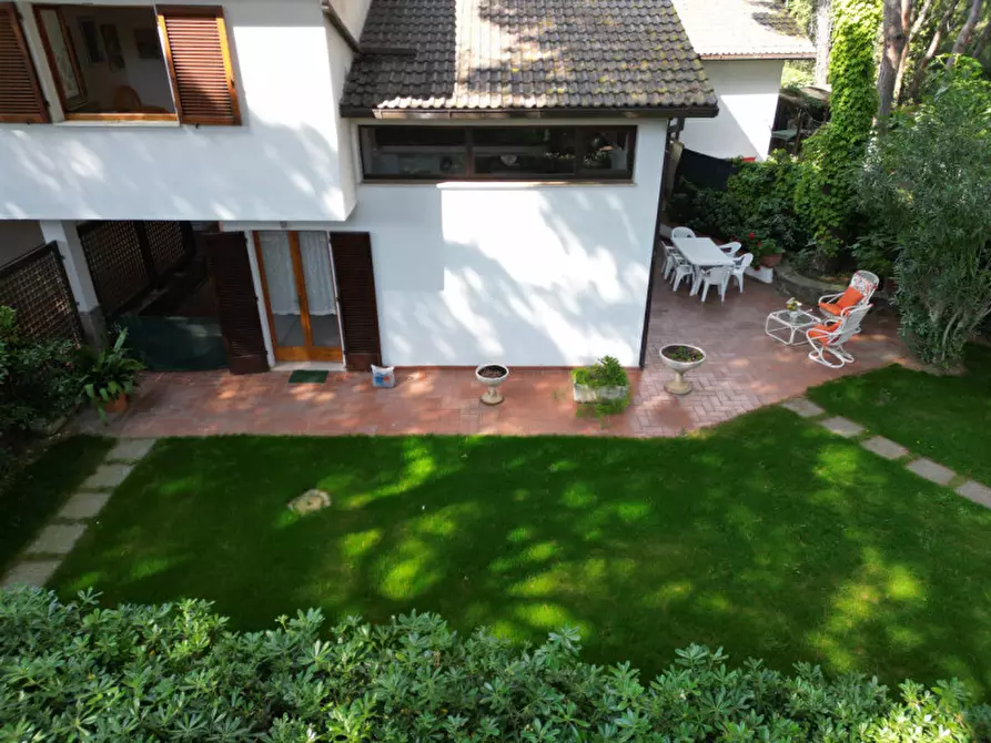 Immagine 2 di Villetta a schiera in vendita  in Via John Fitzgerald Kennedy a Castiglione Della Pescaia