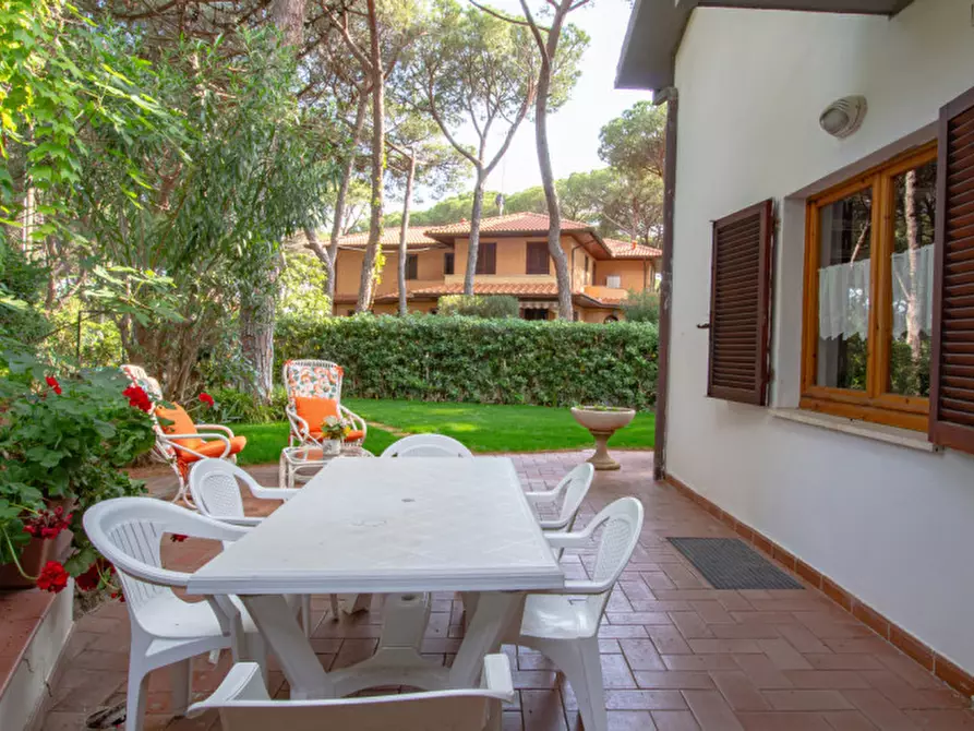 Immagine 5 di Villetta a schiera in vendita  in Via John Fitzgerald Kennedy a Castiglione Della Pescaia