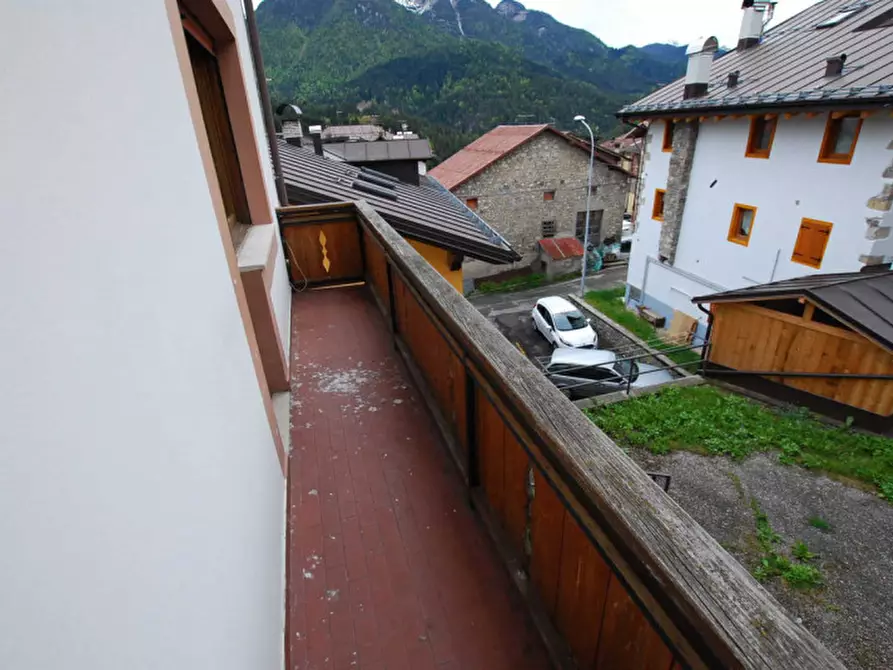 Immagine 8 di Appartamento in vendita  in Via Dante Alighieri a Lozzo Di Cadore