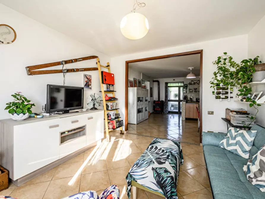 Immagine 14 di Villa in vendita  in Località Geminiani 125 a Varsi