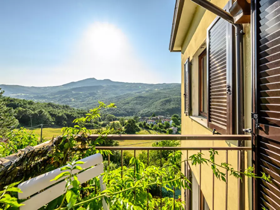 Immagine 42 di Villa in vendita  in Località Geminiani 125 a Varsi