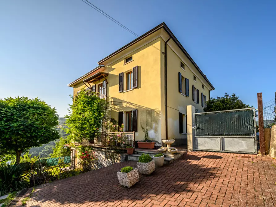 Immagine 70 di Villa in vendita  in Località Geminiani 125 a Varsi