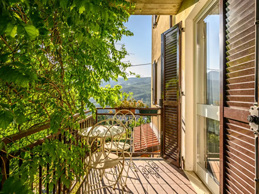 Immagine 73 di Villa in vendita  in Località Geminiani 125 a Varsi