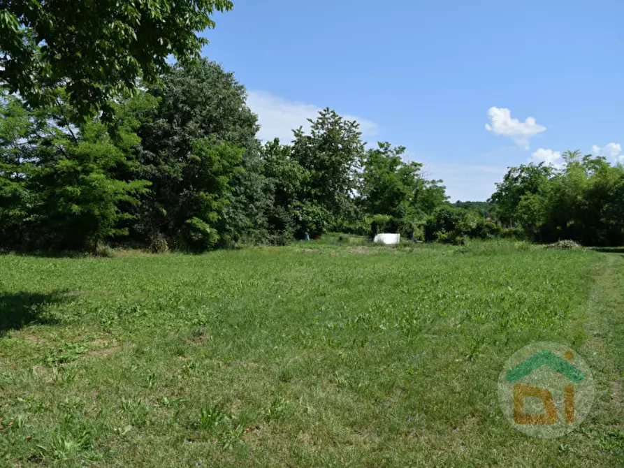 Immagine 7 di Terreno in vendita  in Via Dante Alighieri a Capriva Del Friuli