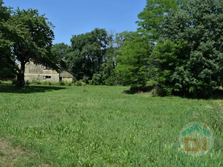 Immagine 16 di Terreno in vendita  in Via Dante Alighieri a Capriva Del Friuli