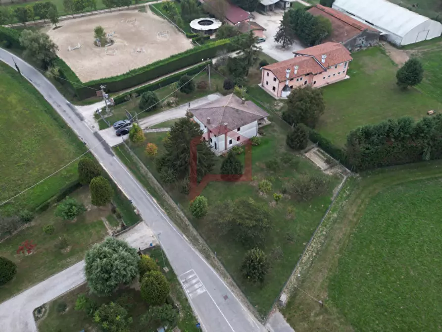 Immagine 1 di Casa indipendente in vendita  in Zerman a Mogliano Veneto