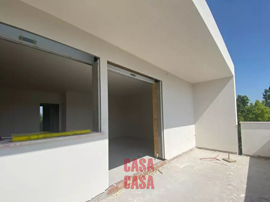 Immagine 4 di Appartamento in vendita  in Via Vincenzo Bellini a Montegrotto Terme