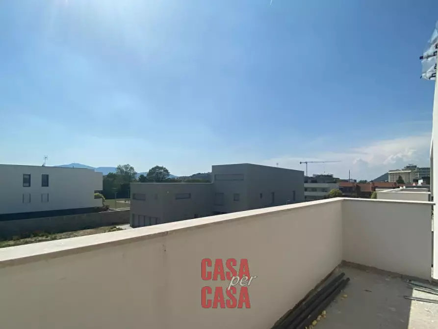 Immagine 10 di Appartamento in vendita  in Via Vincenzo Bellini a Montegrotto Terme