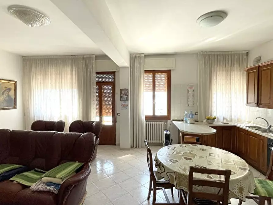 Immagine 12 di Appartamento in vendita  in Via Sottomarina a Chioggia