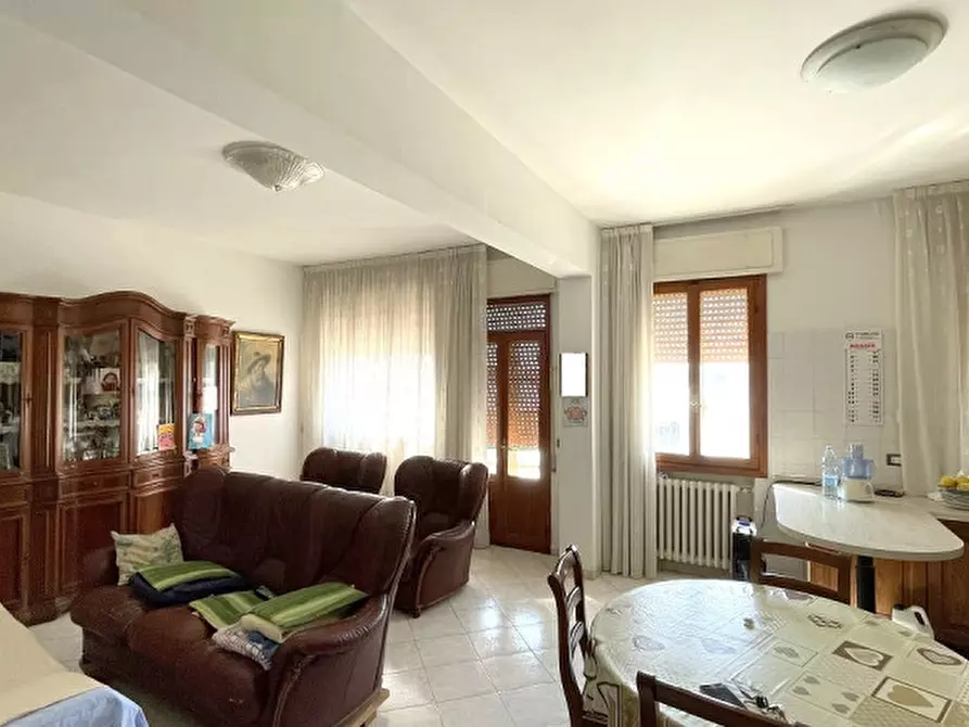 Immagine 13 di Appartamento in vendita  in Via Sottomarina a Chioggia