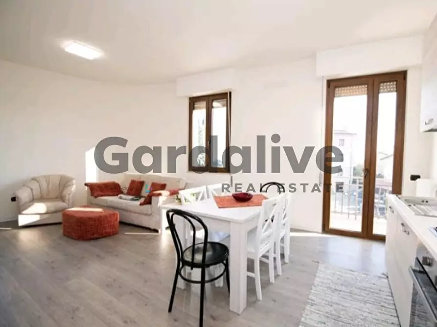 Immagine 4 di Appartamento in vendita  a Polpenazze Del Garda