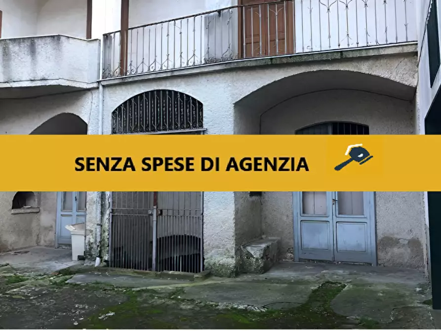 Immagine 1 di Appartamento in vendita  in via Condotto n.29 a Airola
