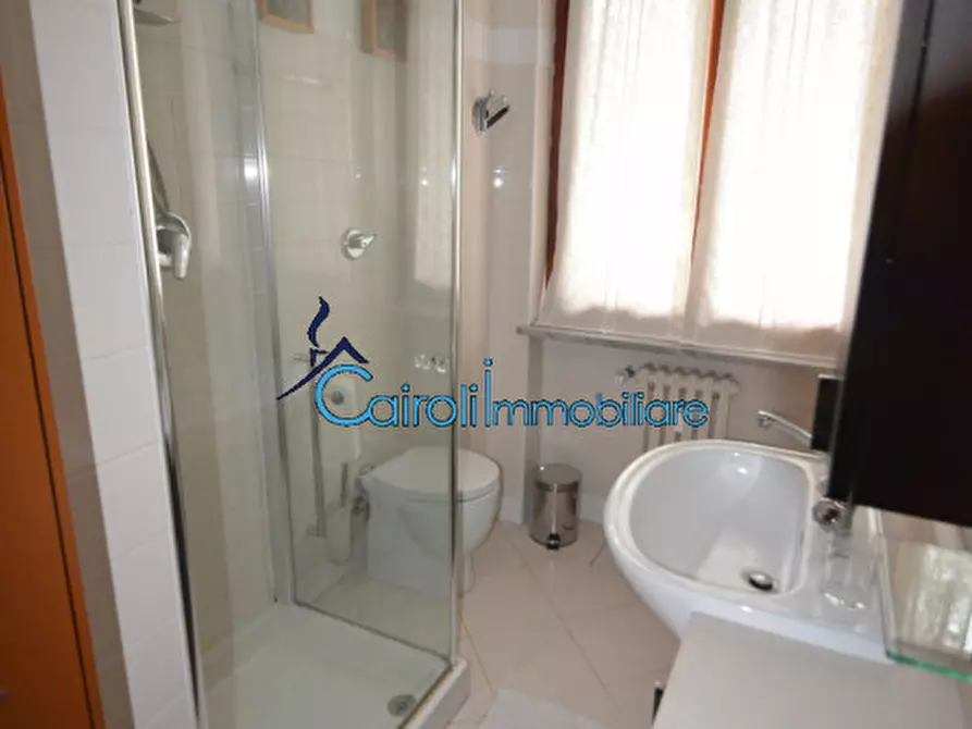 Immagine 17 di Appartamento in vendita  a Pavia