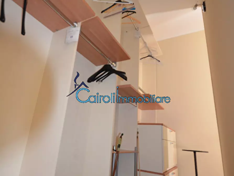 Immagine 21 di Appartamento in vendita  a Pavia