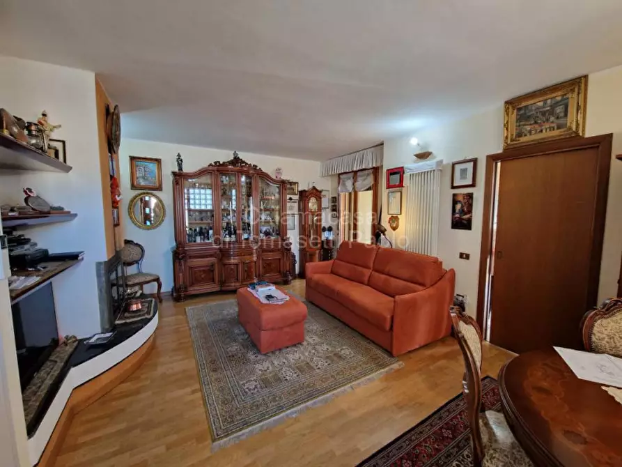 Immagine 3 di Appartamento in vendita  in strada provinciale a Montelabbate