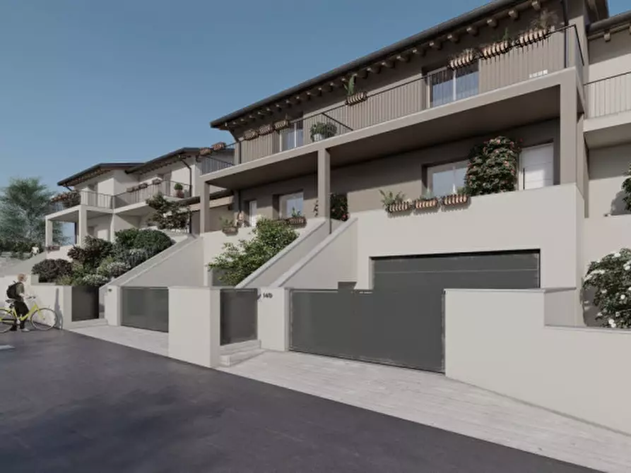 Immagine 2 di Villetta a schiera in vendita  in VIA SAN PIETRO a Desenzano Del Garda