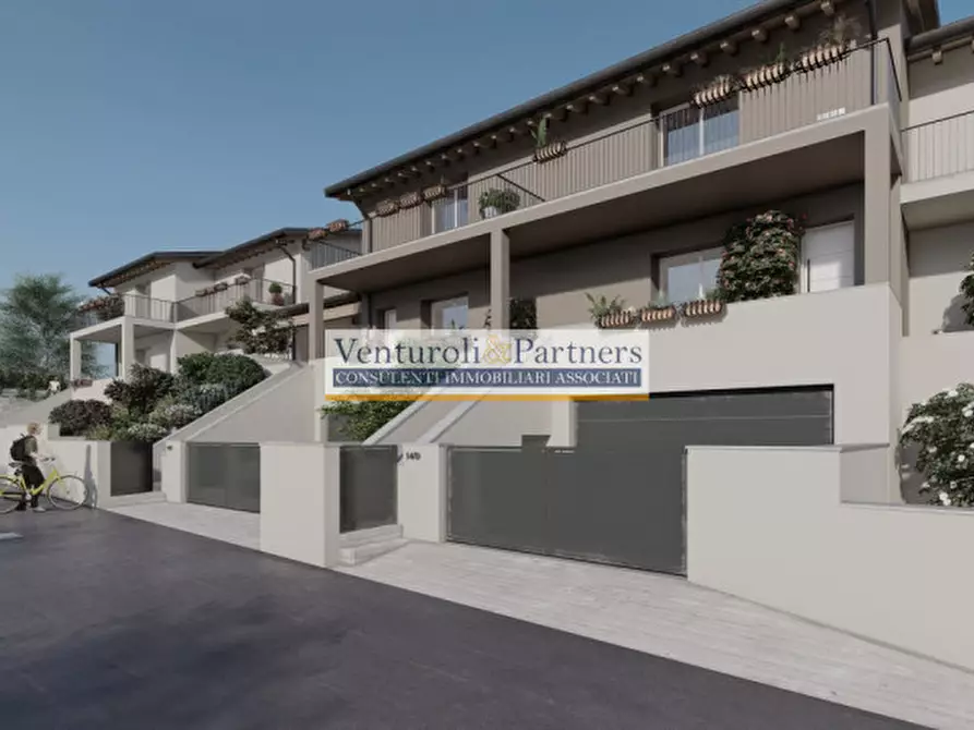 Immagine 2 di Villetta a schiera in vendita  in VIA SAN PIETRO a Desenzano Del Garda