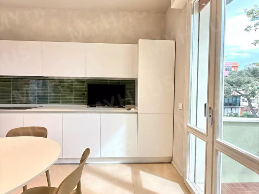 Immagine 7 di Appartamento in vendita  in Viale Andrea Mantegna, 21 a Cesenatico