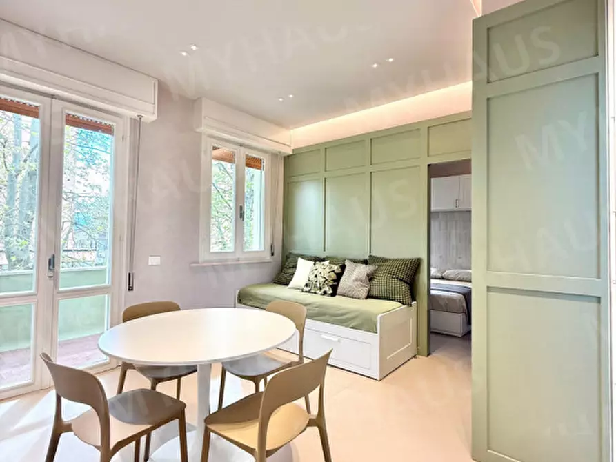 Immagine 9 di Appartamento in vendita  in Viale Andrea Mantegna, 21 a Cesenatico