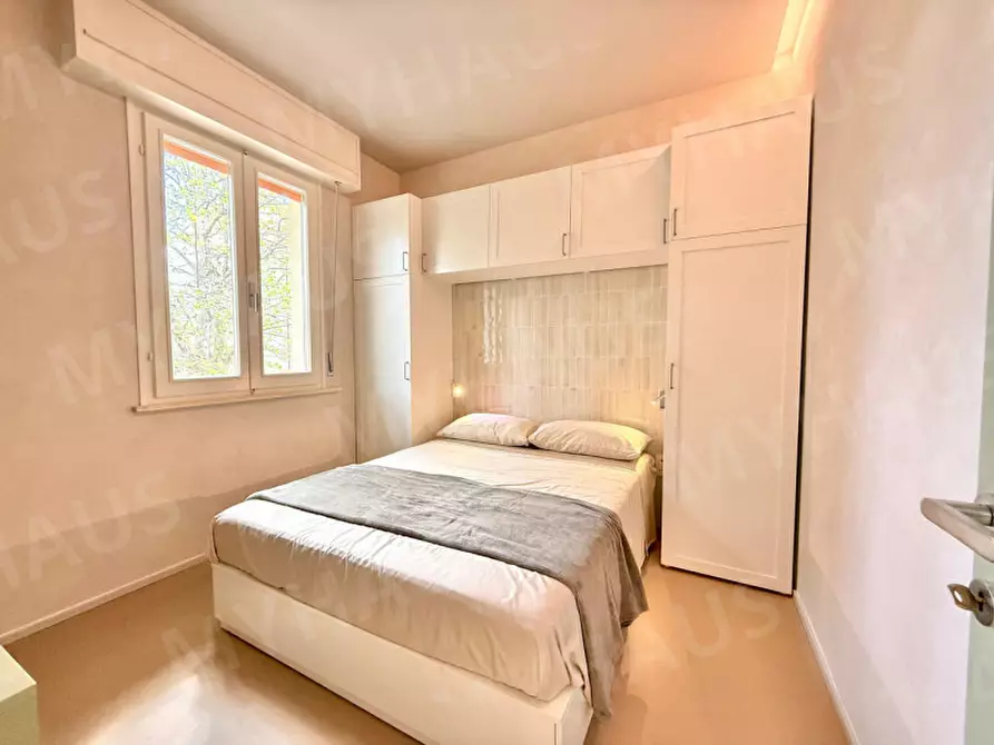 Immagine 15 di Appartamento in vendita  in Viale Andrea Mantegna, 21 a Cesenatico