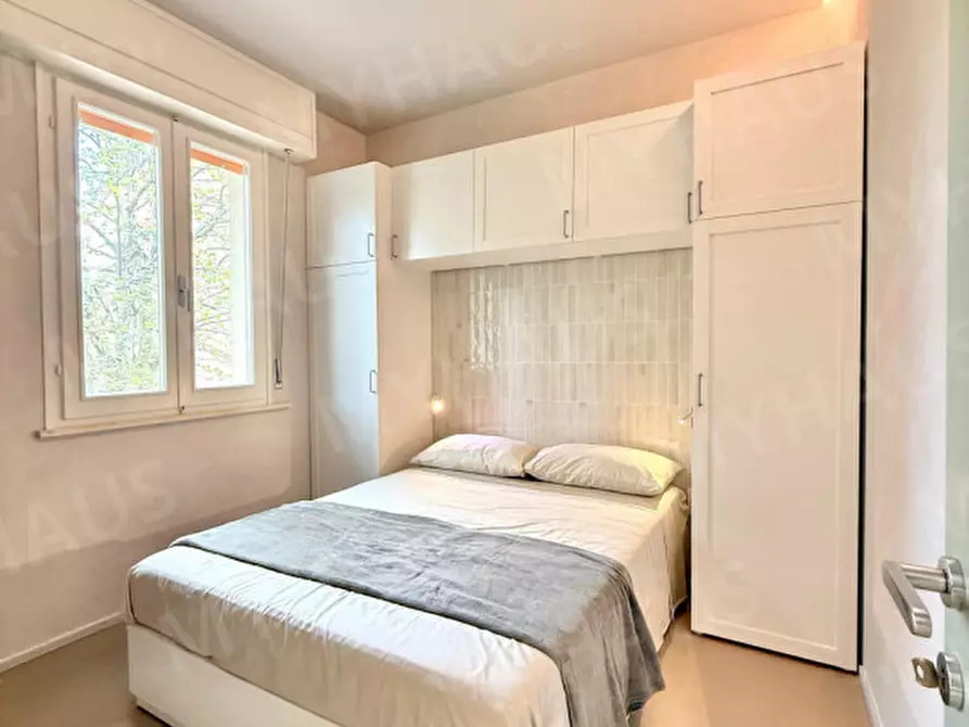 Immagine 16 di Appartamento in vendita  in Viale Andrea Mantegna, 21 a Cesenatico