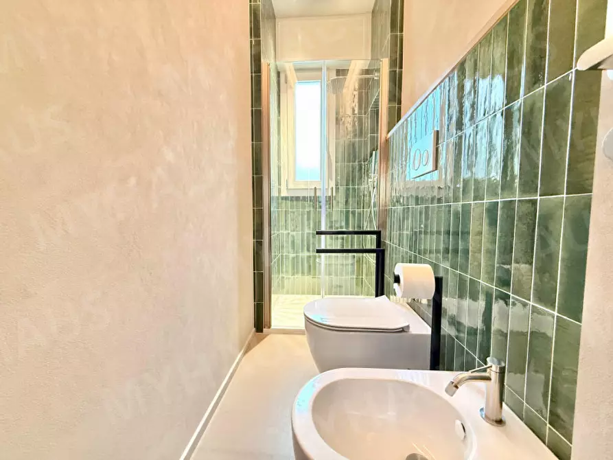 Immagine 24 di Appartamento in vendita  in Viale Andrea Mantegna, 21 a Cesenatico