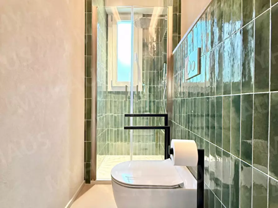 Immagine 25 di Appartamento in vendita  in Viale Andrea Mantegna, 21 a Cesenatico