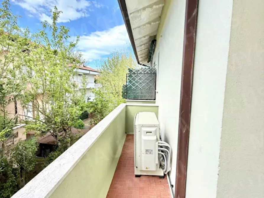 Immagine 27 di Appartamento in vendita  in Viale Andrea Mantegna, 21 a Cesenatico