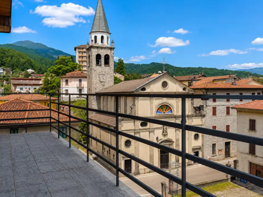 Immagine 1 di Appartamento in vendita  in PIAZZALE RUSTICI a Corniglio