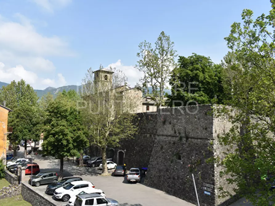 Immagine 1 di Appartamento in vendita  in PIAZZALE RUSTICI a Corniglio