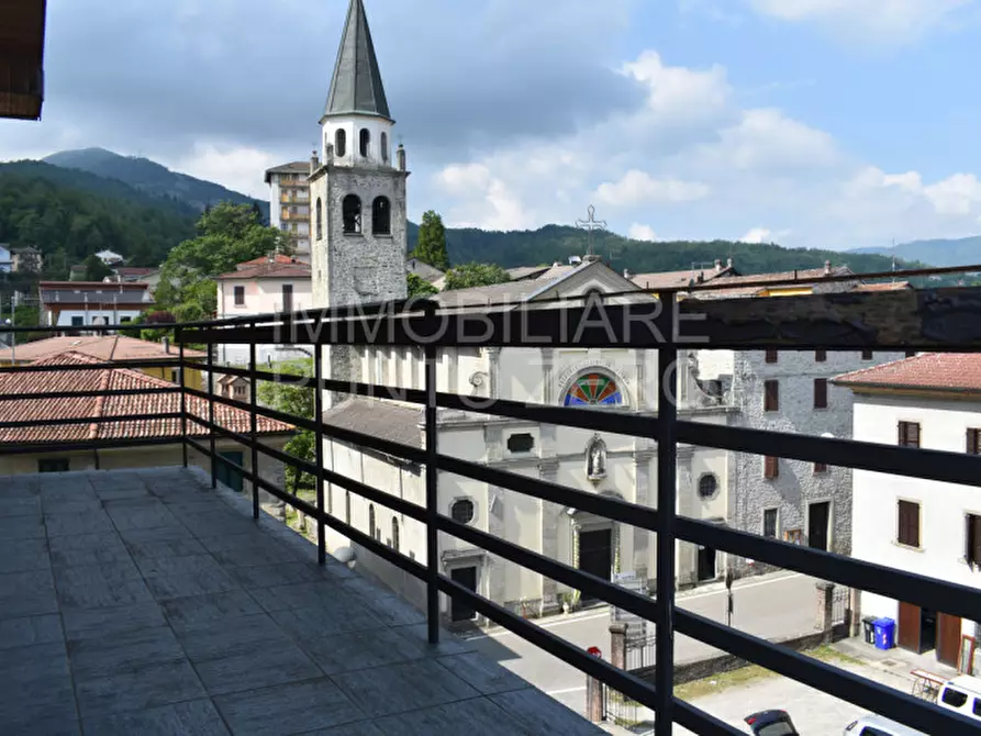 Immagine 3 di Appartamento in vendita  in PIAZZALE RUSTICI a Corniglio