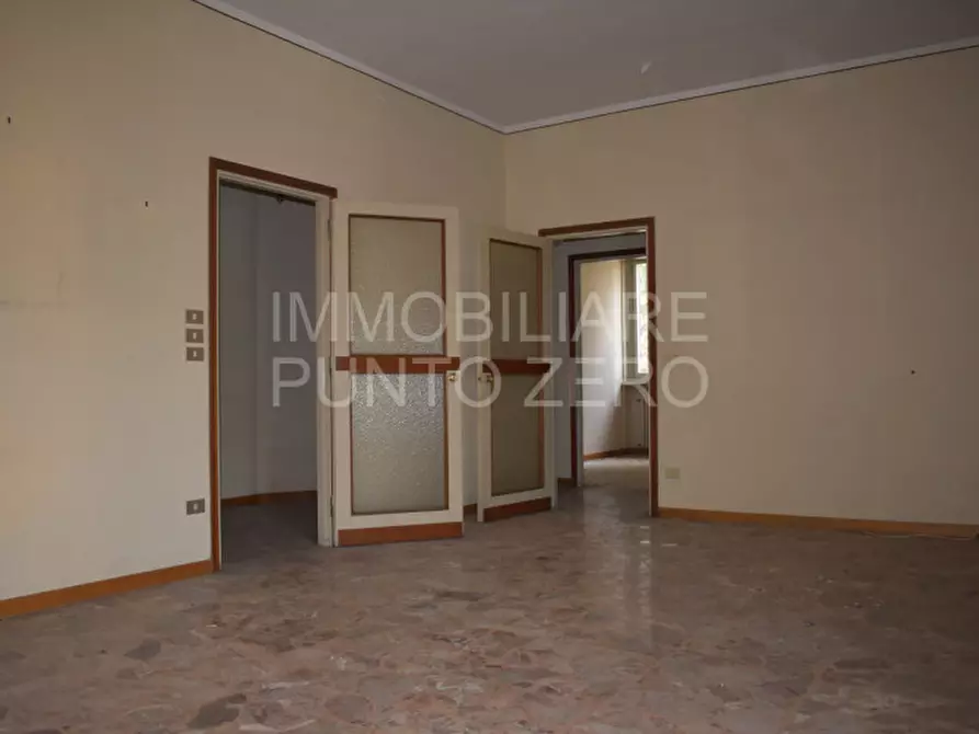 Immagine 4 di Appartamento in vendita  in PIAZZALE RUSTICI a Corniglio