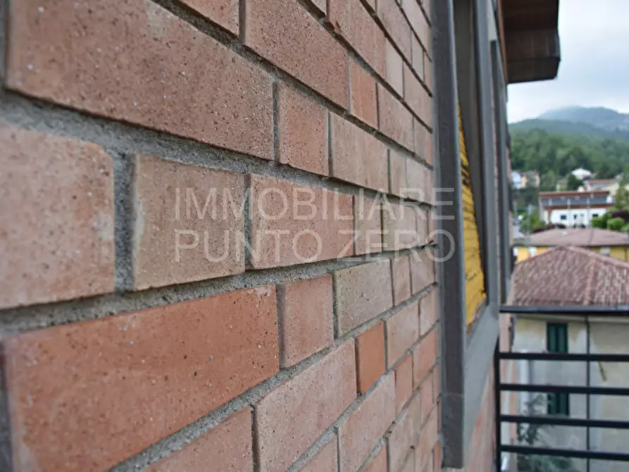 Immagine 8 di Appartamento in vendita  in PIAZZALE RUSTICI a Corniglio