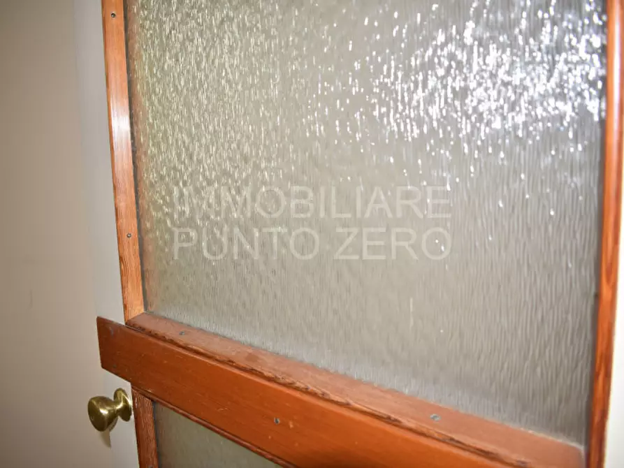 Immagine 12 di Appartamento in vendita  in PIAZZALE RUSTICI a Corniglio