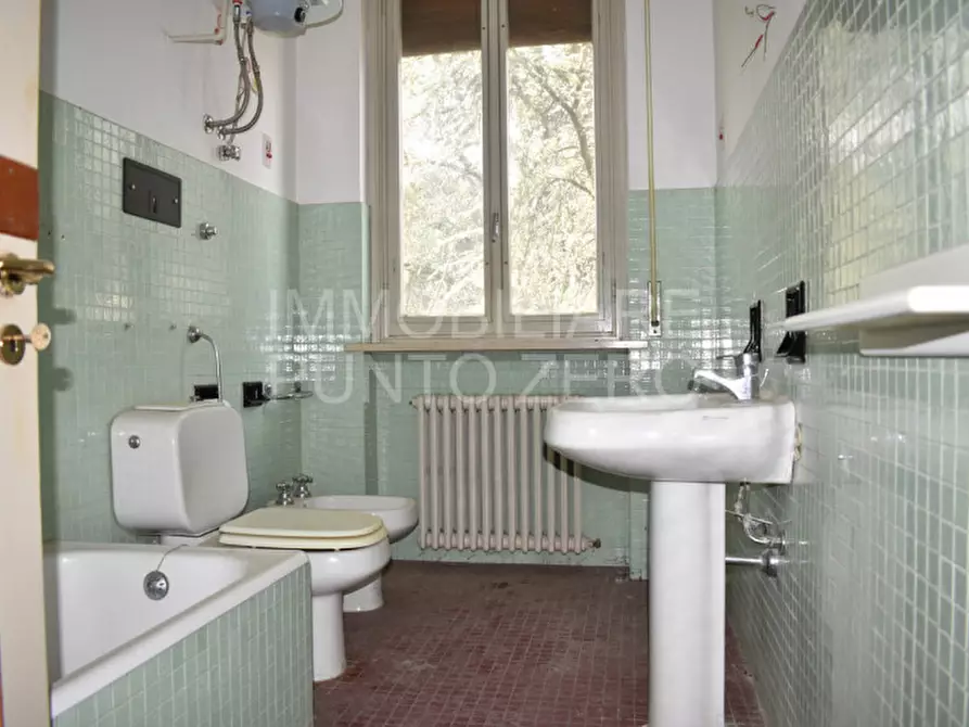 Immagine 14 di Appartamento in vendita  in PIAZZALE RUSTICI a Corniglio