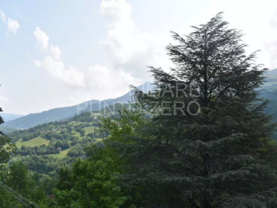Immagine 19 di Appartamento in vendita  in PIAZZALE RUSTICI a Corniglio