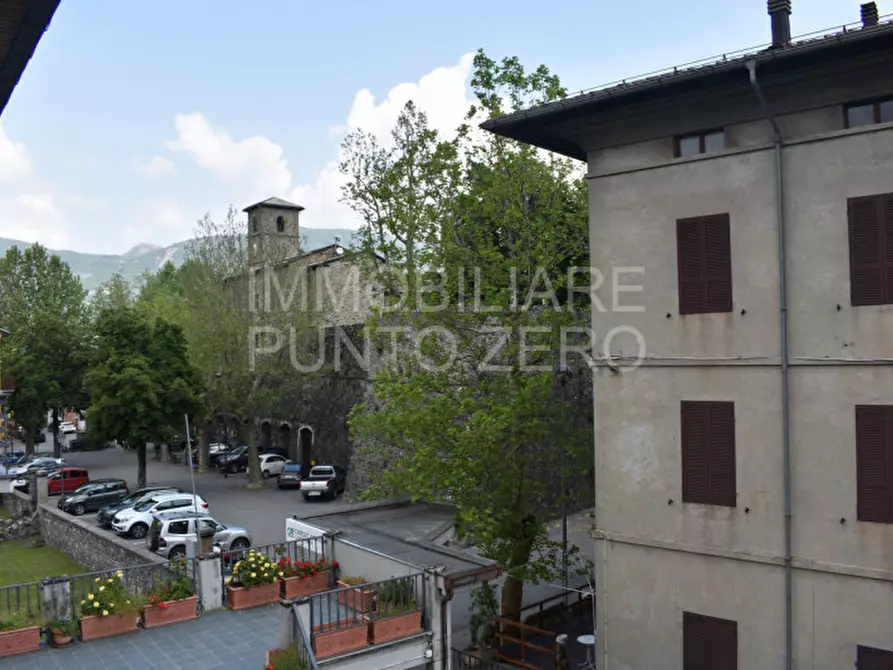 Immagine 23 di Appartamento in vendita  in PIAZZALE RUSTICI a Corniglio