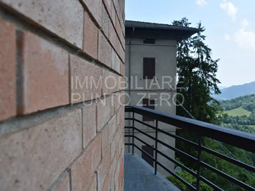 Immagine 25 di Appartamento in vendita  in PIAZZALE RUSTICI a Corniglio